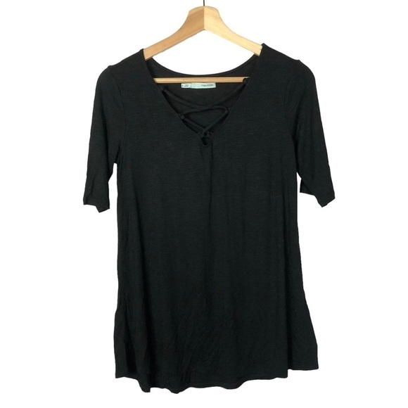 Maurices Black Criss Cross Neck Short Sleeve Top S - Picture 1 of 3